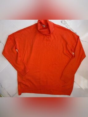 GAP WOMEN’S  Bright Orange Turtleneck Sweater
